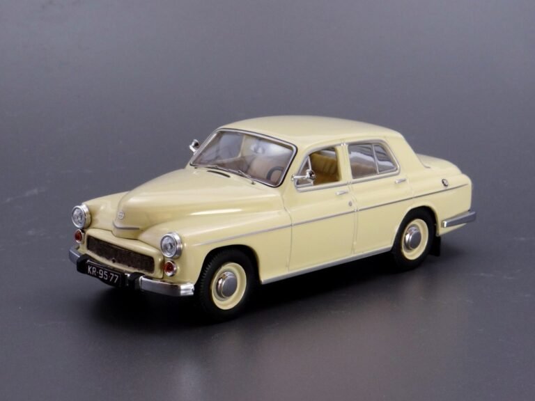 FSO Warszawa 203 IST Models, 1/43 scale diecast model car