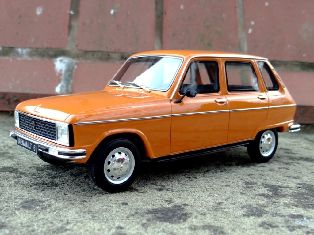 Renault 6 1:18 scale model by Otto