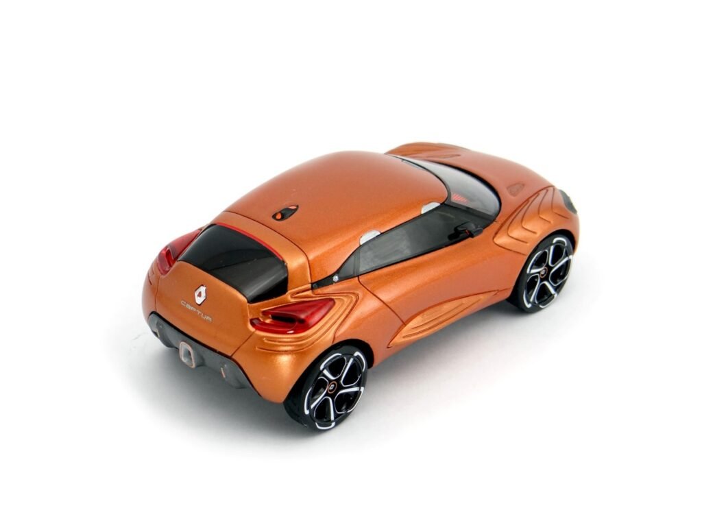 Renault Captur 2011 Concept Car 1:43 scale model car by Spark