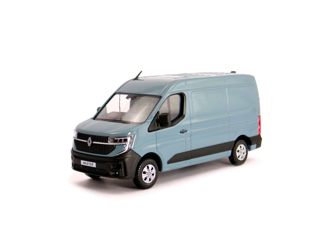 Renault Master E-Tech Norev front three-quarters view