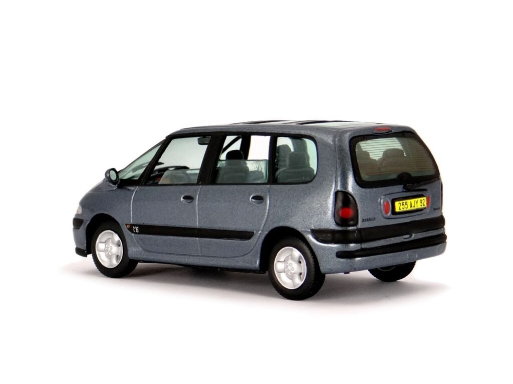 Renault Espace III 1996 diecast model in 1:43 scale by Vitesse