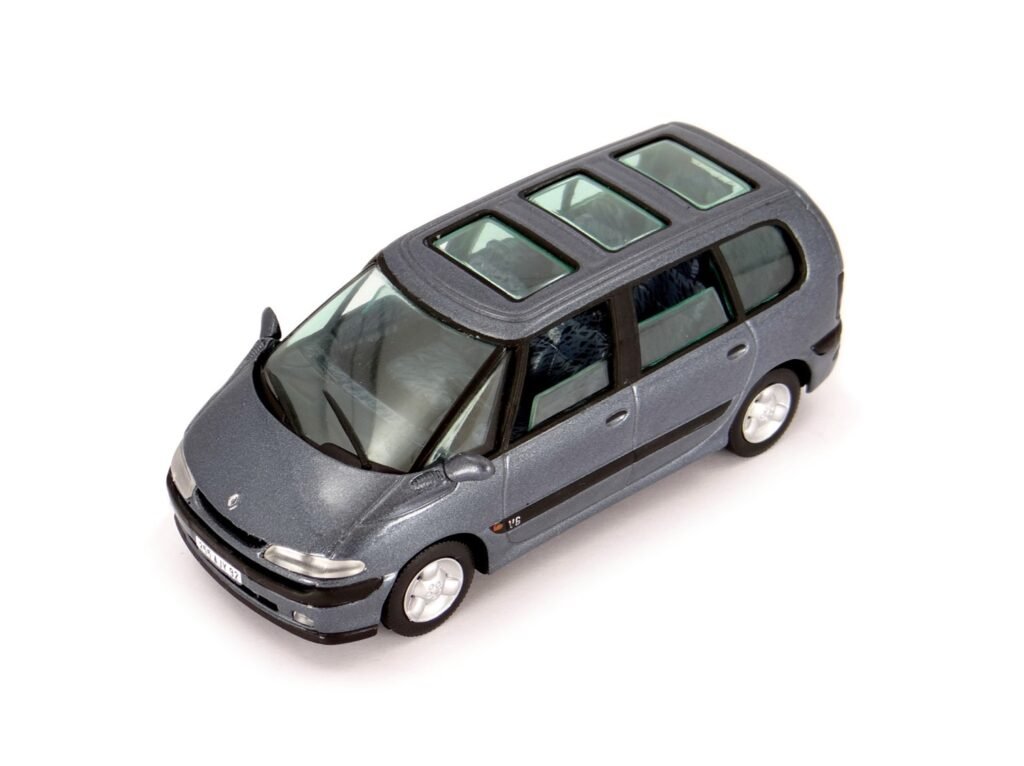 Renault Espace III 1996 diecast model in 1:43 scale by Vitesse