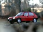Peugeot 205 1983 1/18 (MCG) Peugeot 205 1983 1/18 diecast model car