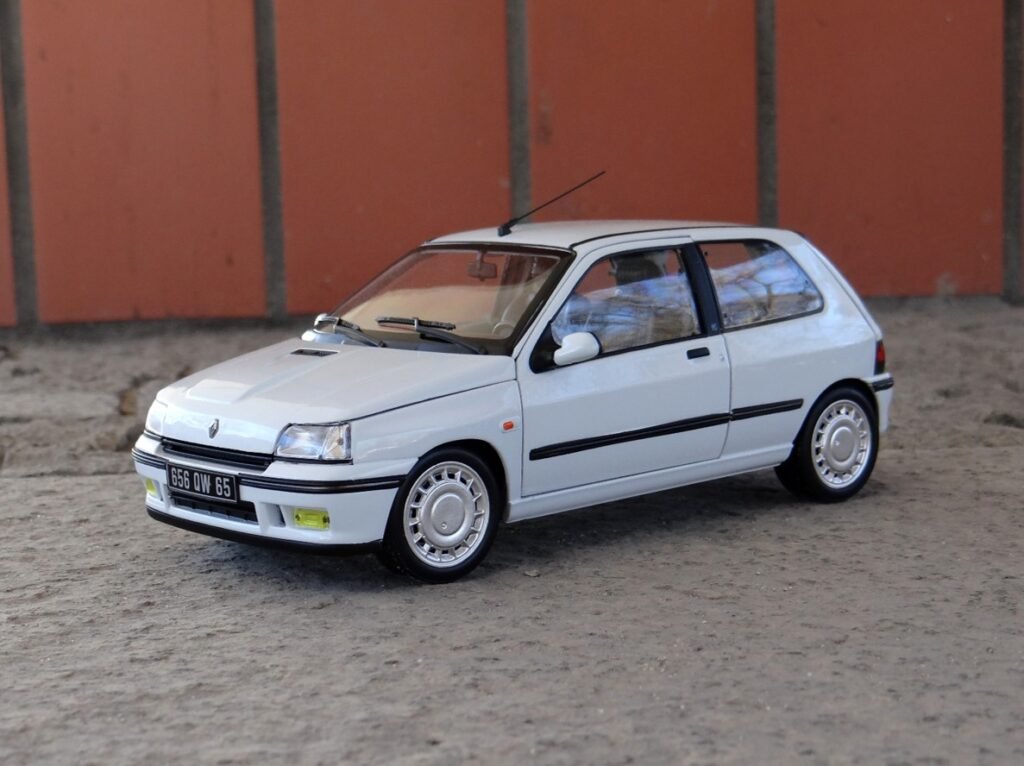 Renault Clio 16S 1991 Norev, 1/18 scale diecast model car