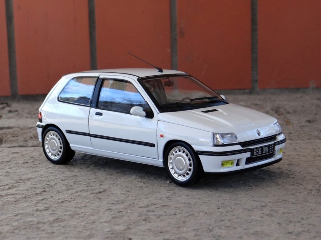 Renault Clio 16S 1991 Norev, 1/18 scale diecast model car