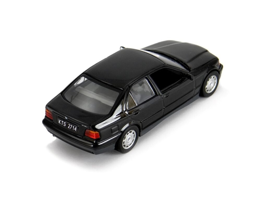 BMW 318i E36 1990 Maxichamps, 1/43 scale diecast model