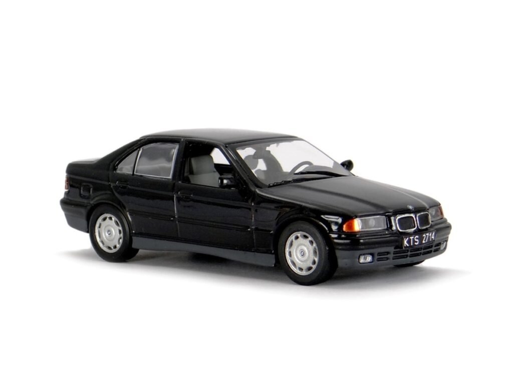 BMW 318i E36 1990 Maxichamps, 1/43 scale diecast model