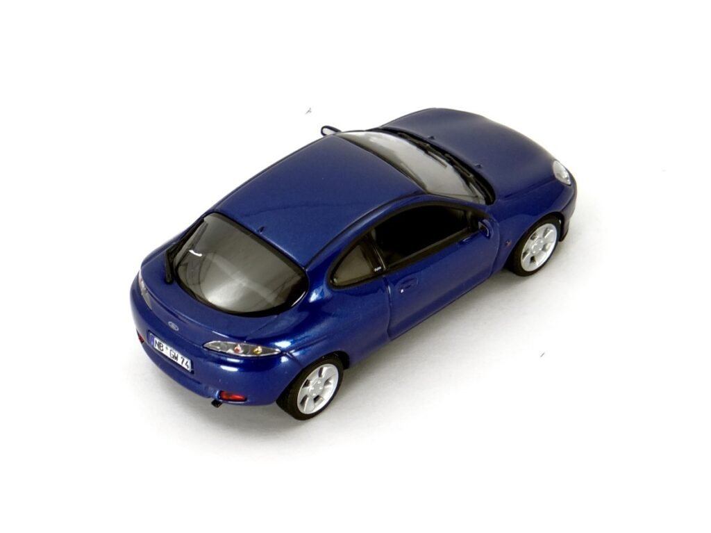 Ford Puma 1997 Maxichamps, 1/43 scale diecast model car
