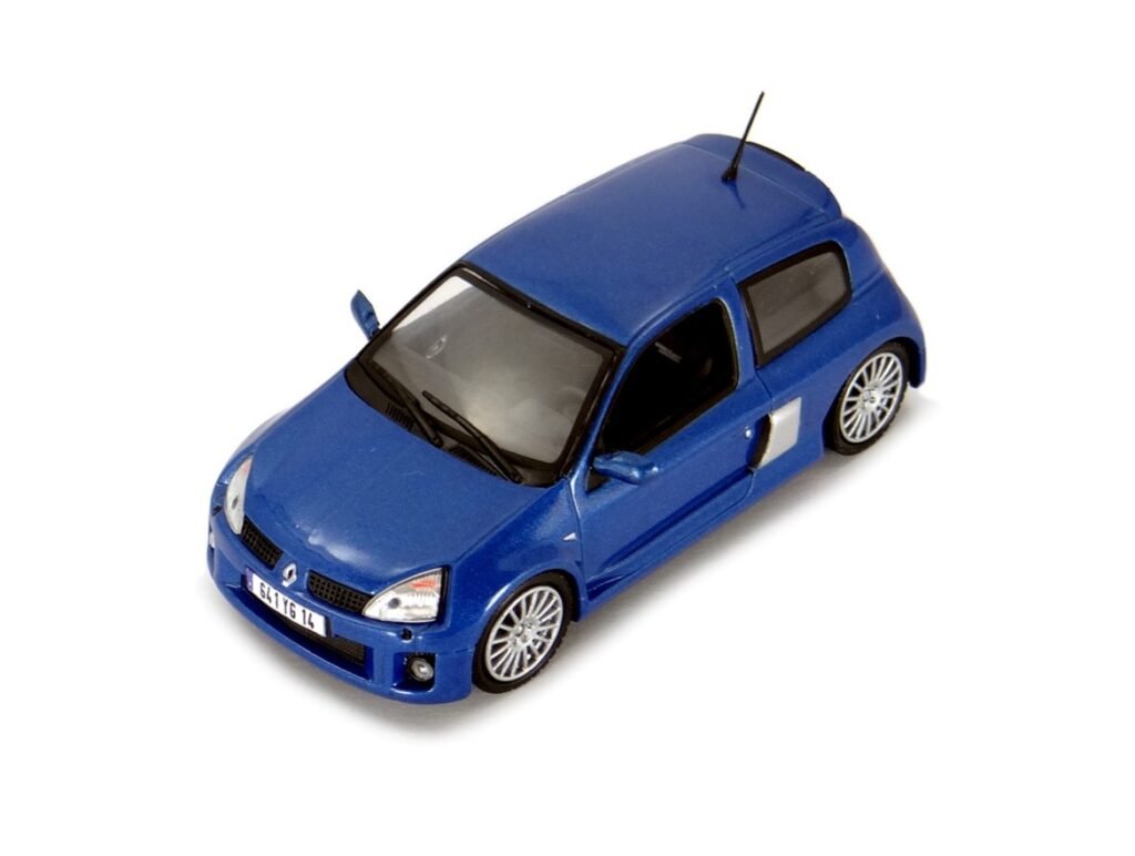 Renault Sport Clio V6 Phase 2 2003, 1/43 scale diecast model car by Universal Hobbies