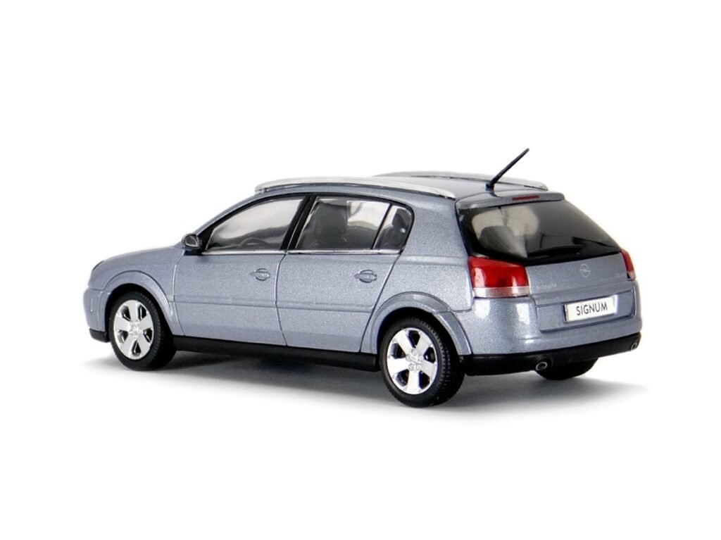 Opel Signum 2003 Schuco, 1/43 scale diecast model