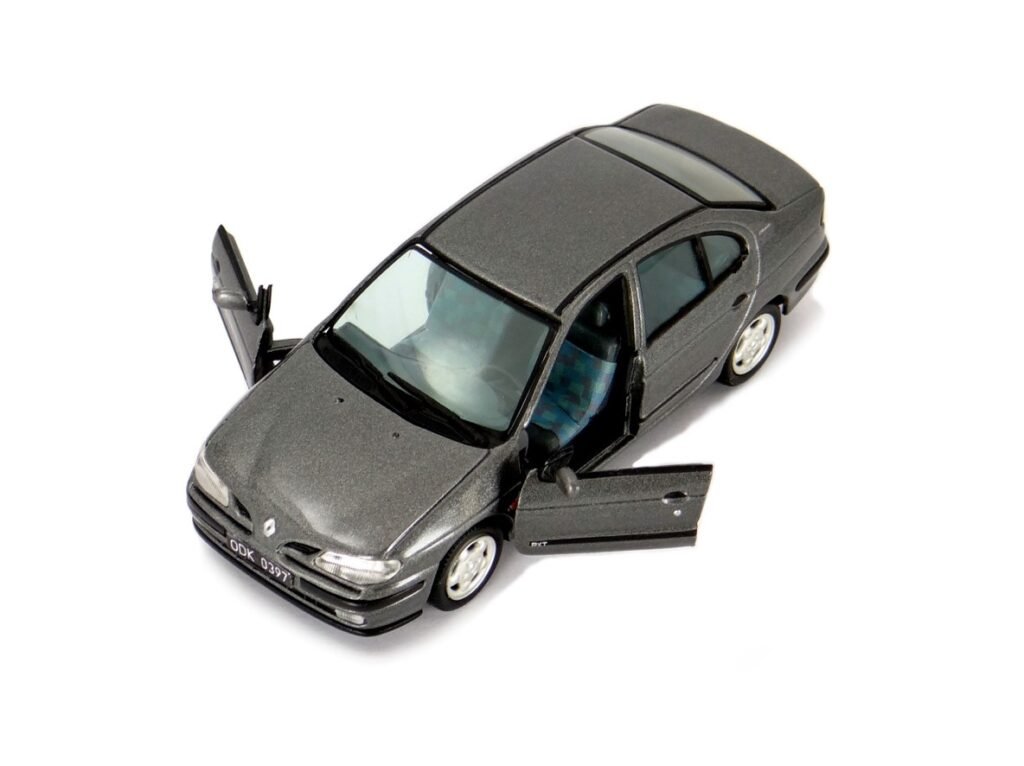 Renault Mégane I Classic 1996 Vitesse, 1/43 scale diecast model car