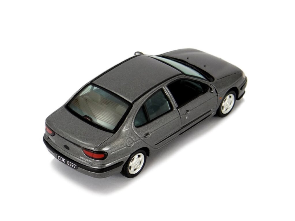 Renault Mégane I Classic 1996 Vitesse, 1/43 scale diecast model car