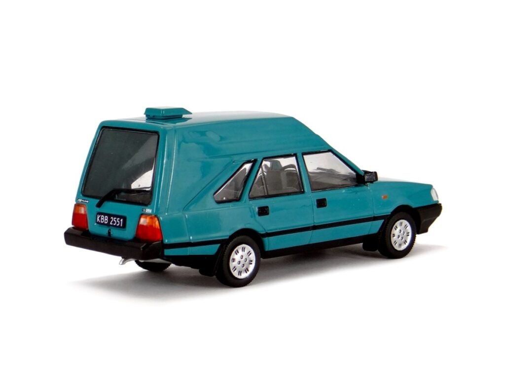FSO Polonez Cargo 1993 Legendy FSO DeAgostini Polska, 1/43 scale diecast model car