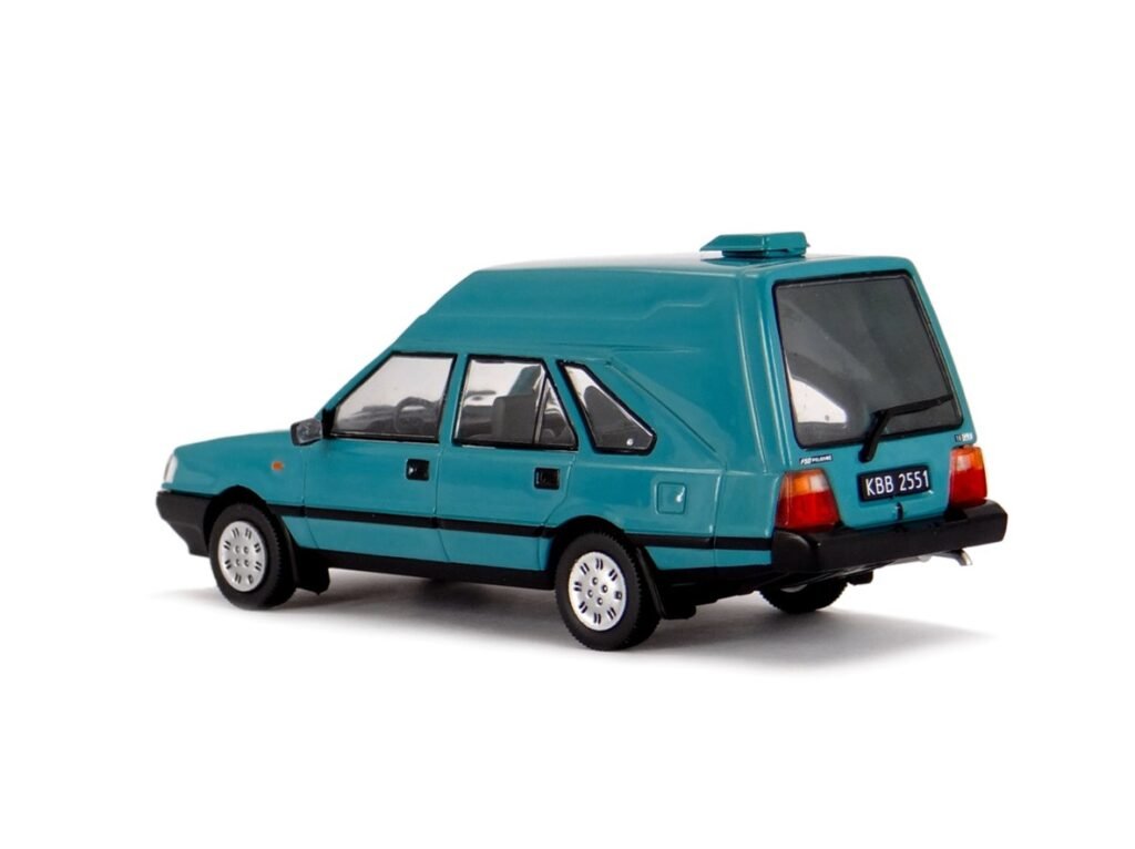 FSO Polonez Cargo 1993 Legendy FSO DeAgostini Polska, 1/43 scale diecast model car