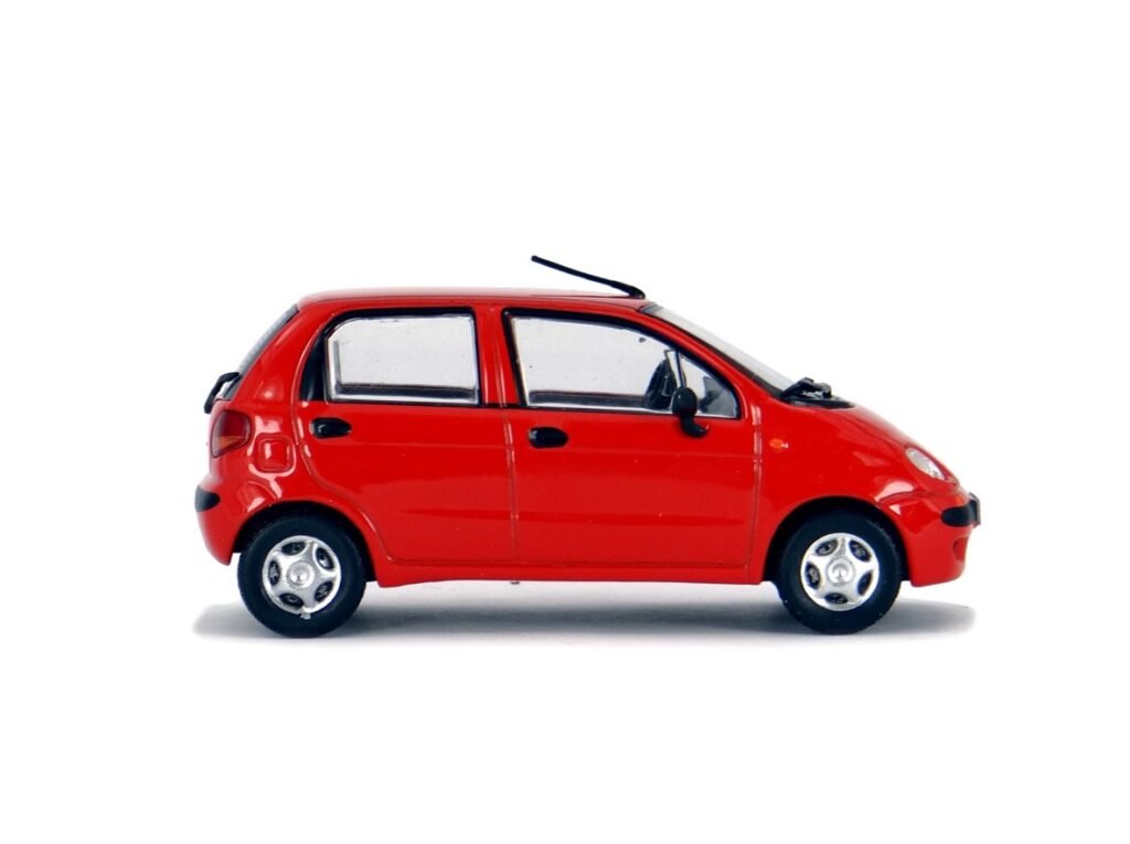 Masini de Legenda, 1/43 scale diecast model car