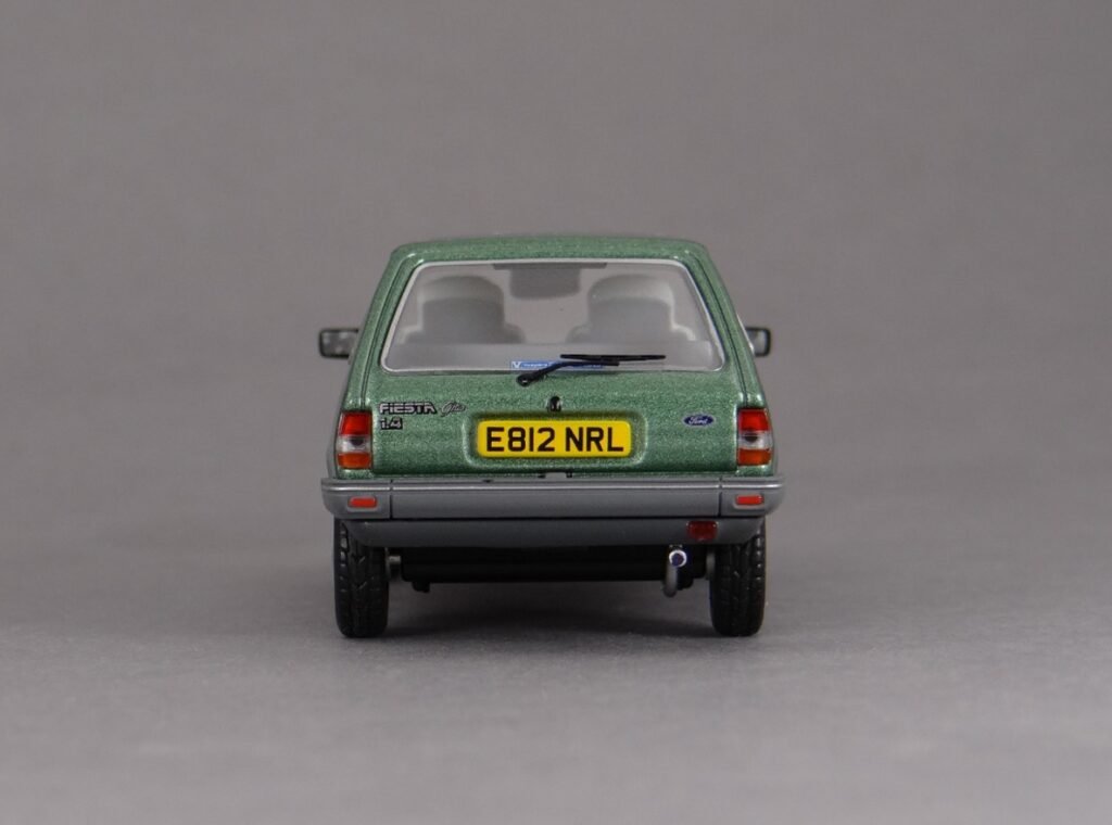 Corgi Vanguards 1/43 scale model car