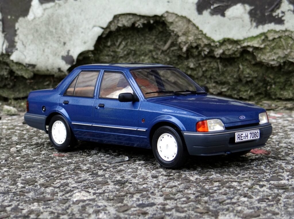 Ford Orion II 1986, MCG 1/18 scale model car