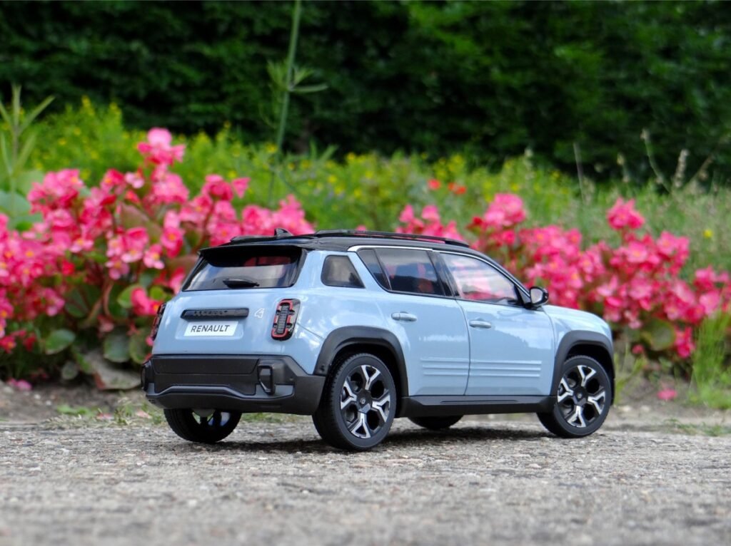 Renault 4 E-Tech Electric, Norev 1/18 scale diecast model car