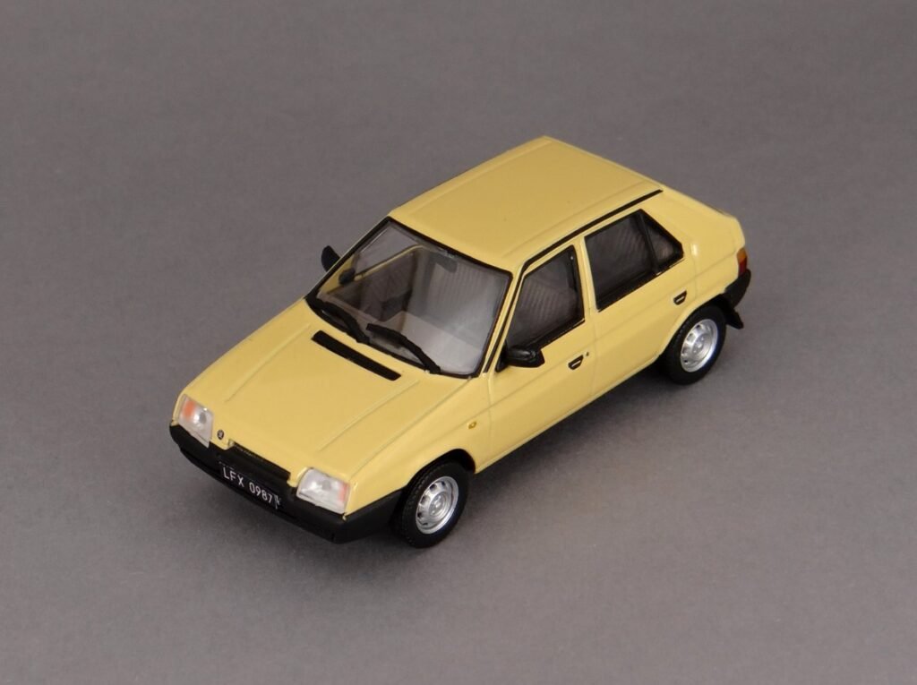 Skoda Favorit 136L 1987 Abrex, 1/43 scale model car