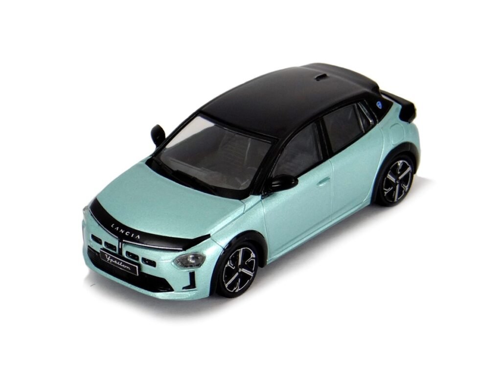 Lancia Ypsilon 2025 IXO, 1/43 scale diecast model car