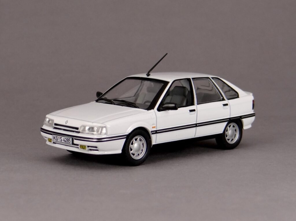 Renault 21 GTX 1990, 1/43 scale diecast model car