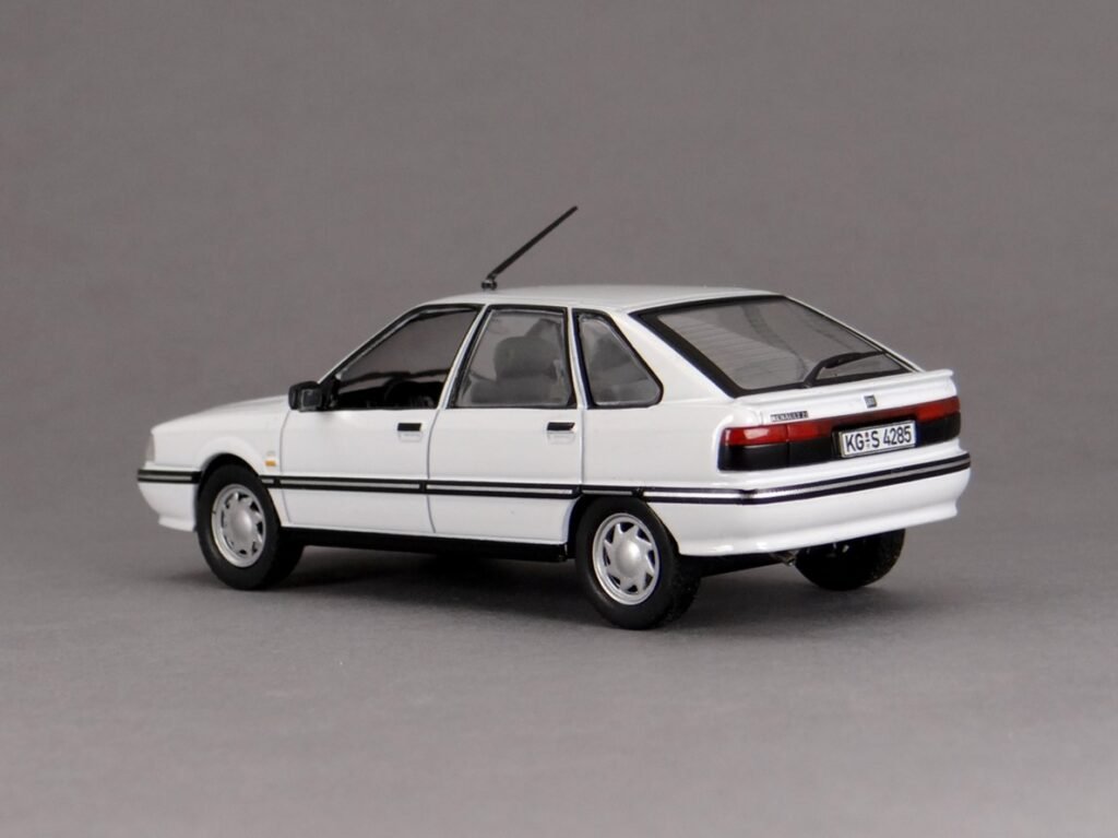 Renault 21 GTX 1990, 1/43 scale diecast model car