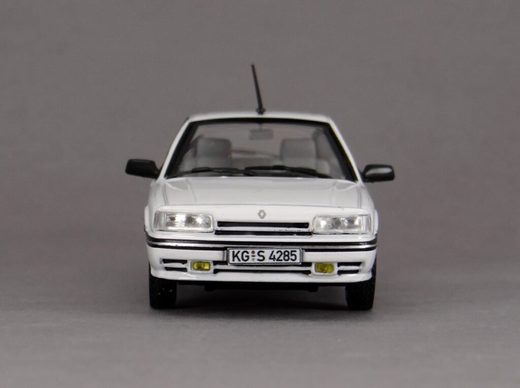 1/43 scale diecast model car