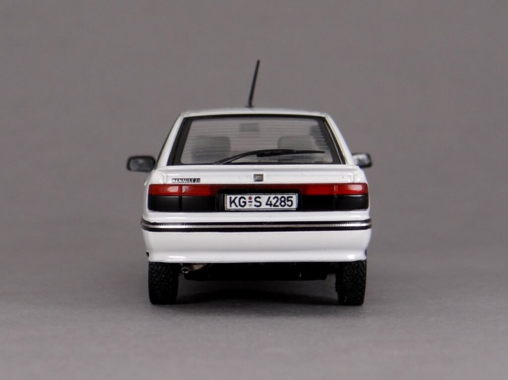 1/43 scale diecast model car