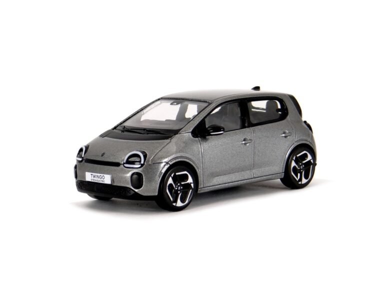 Renault Twingo E-Tech 2026, 1/43 scale diecast model car