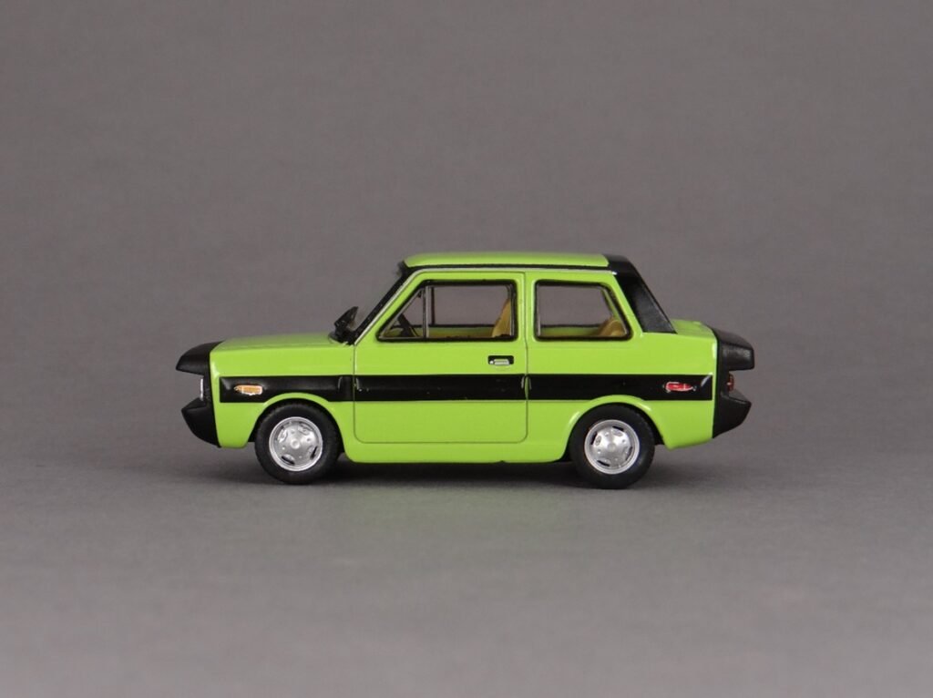 Kultowe Maluchy Hachette, 1/43 scale diecast model car