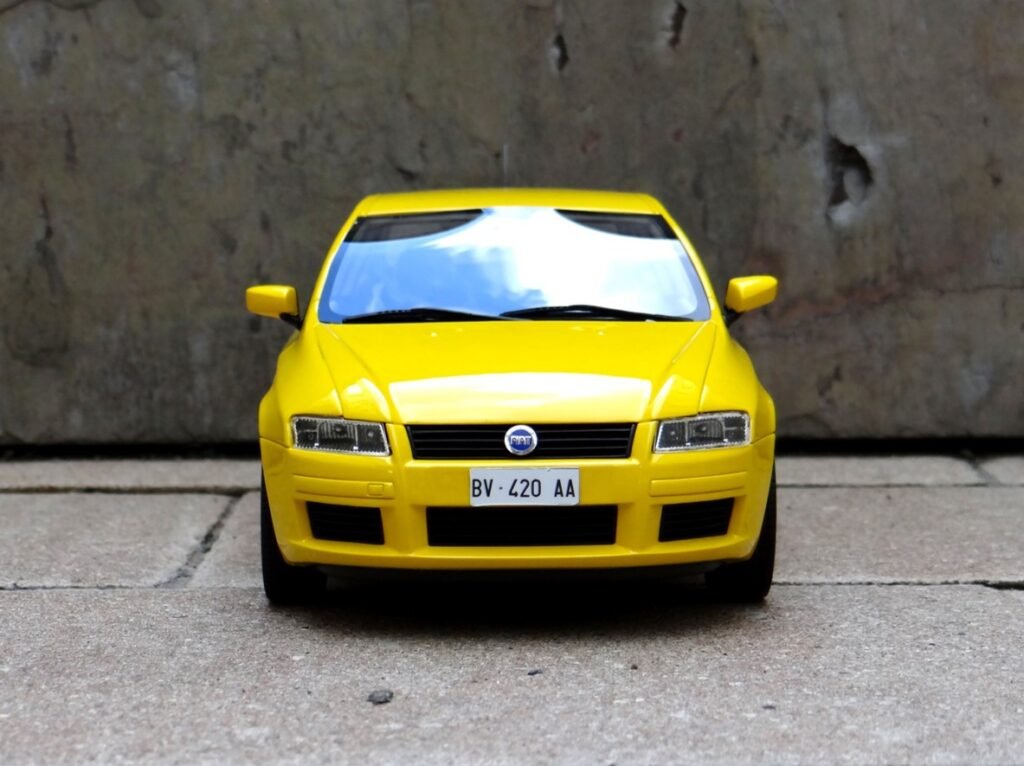 Mitica 1/18 scale resin model car