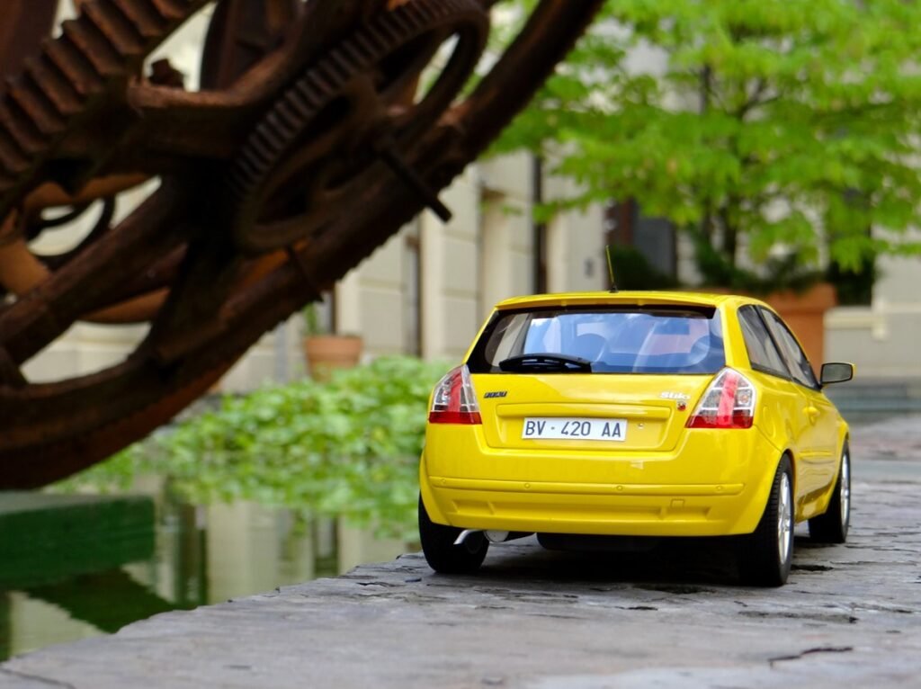 Fiat Stilo Abarth 2.4 20V 2001, Mitica 1/18 scale resin model car