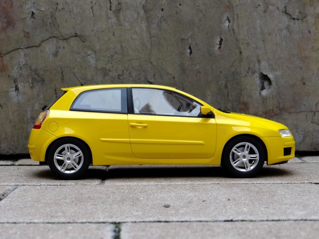 Mitica 1/18 scale resin model car