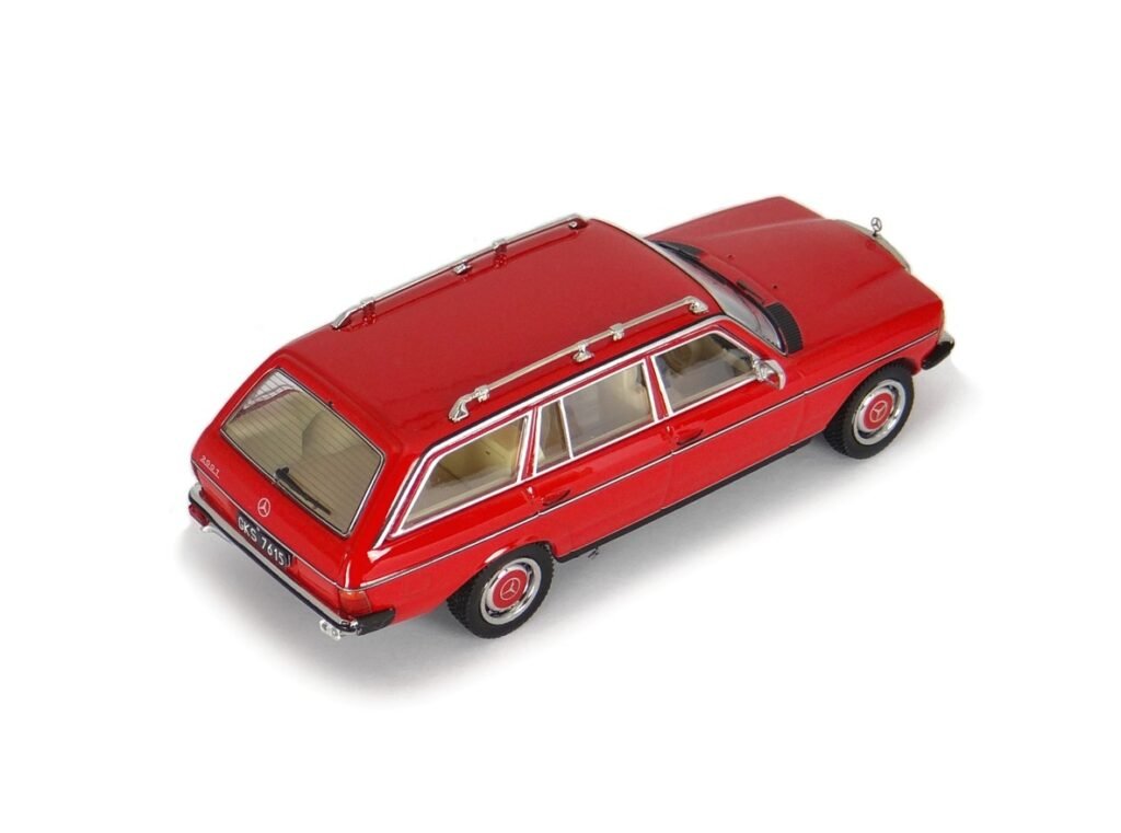 Mercedes-Benz 200T S123 IXO, 1/43 scale diecast model car