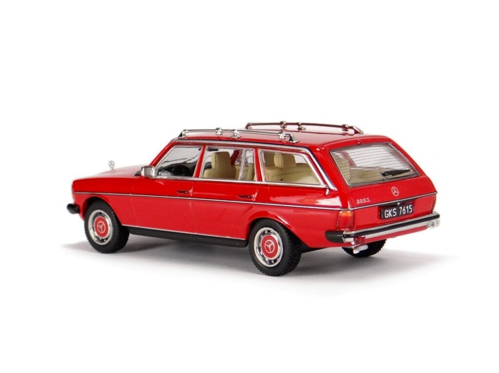 Mercedes-Benz 200T S123 IXO, 1/43 scale diecast model car
