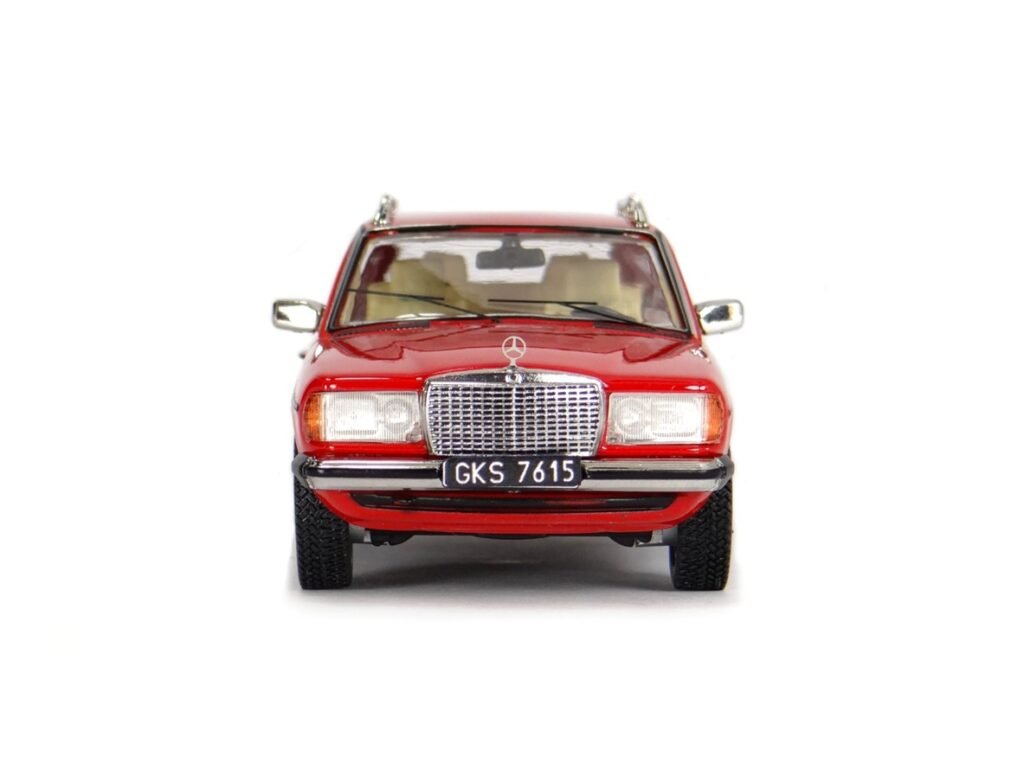 IXO, 1/43 scale diecast model car